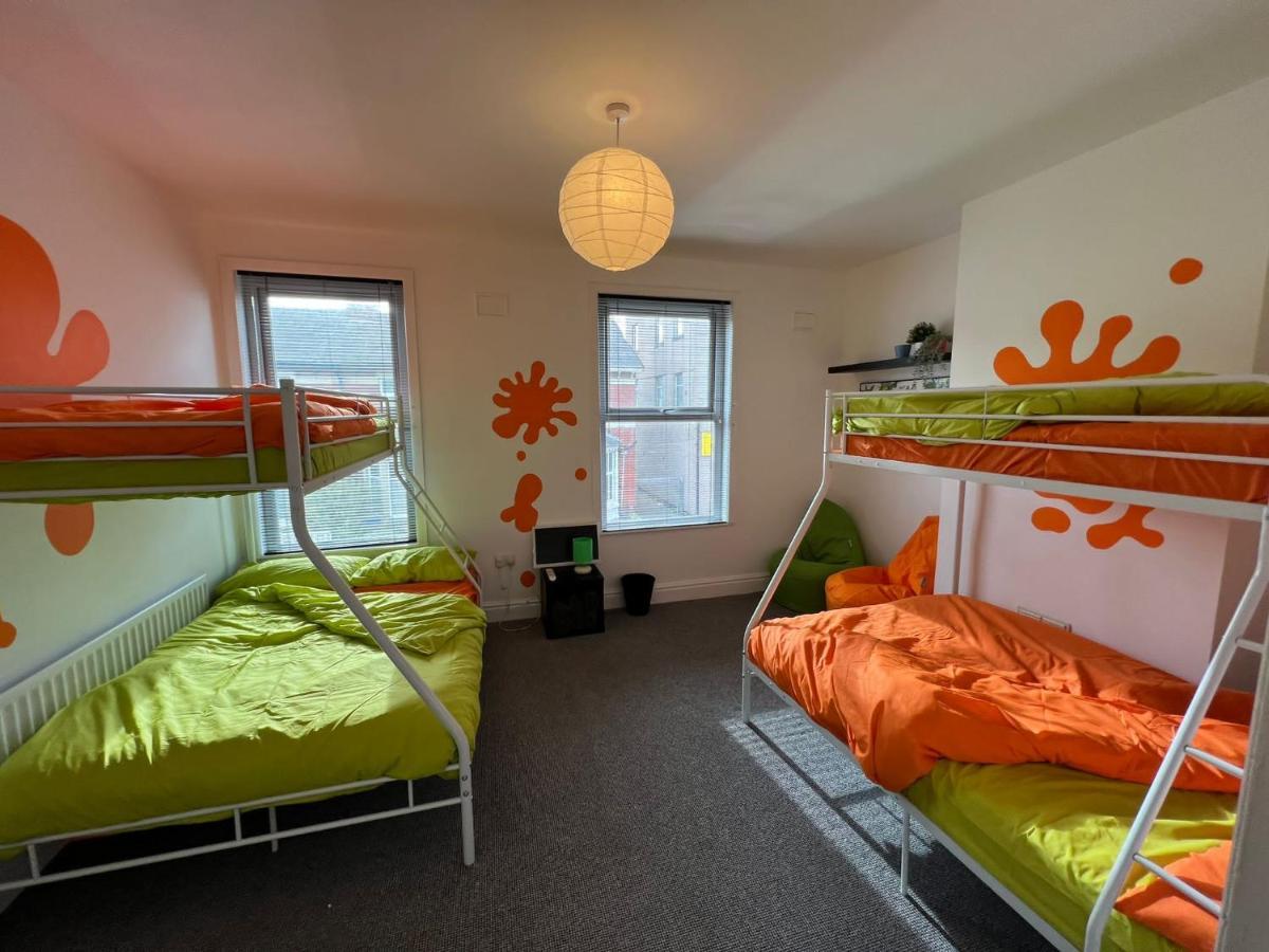 블랙풀 Nickelodeon House Great For Kids 빌라 외부 사진